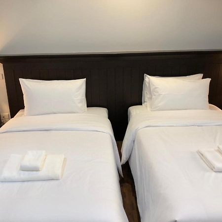 Huern Kan Thong Hotel Phrae Exteriör bild
