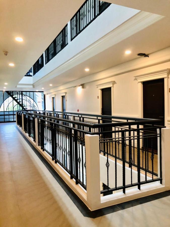 Huern Kan Thong Hotel Phrae Exteriör bild